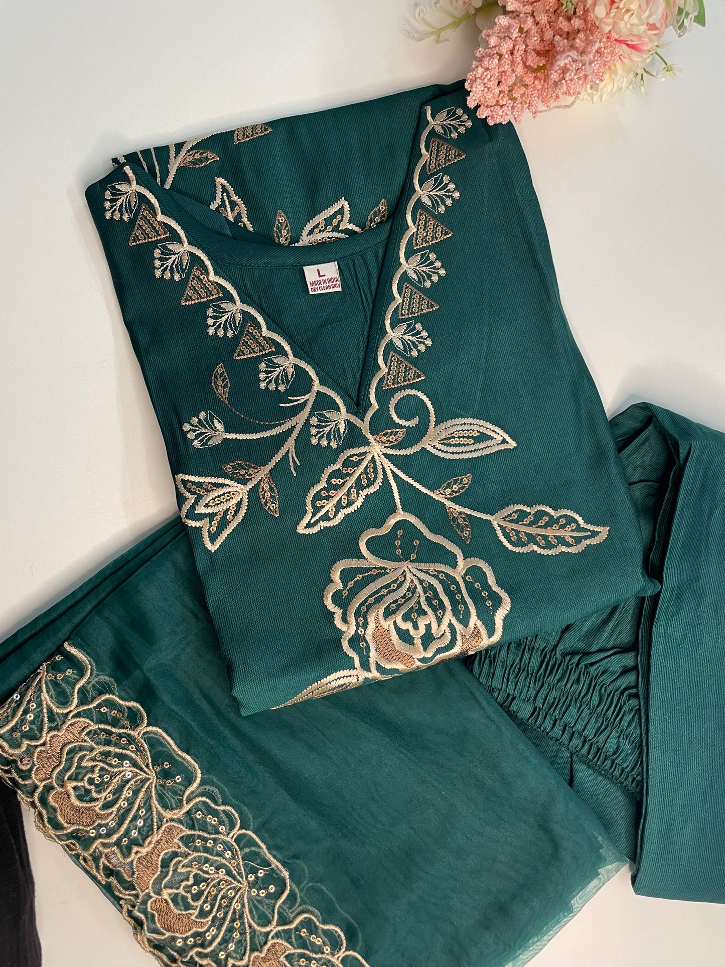 T062-Premium Pure gadwal silk kurti with pant and dupatta