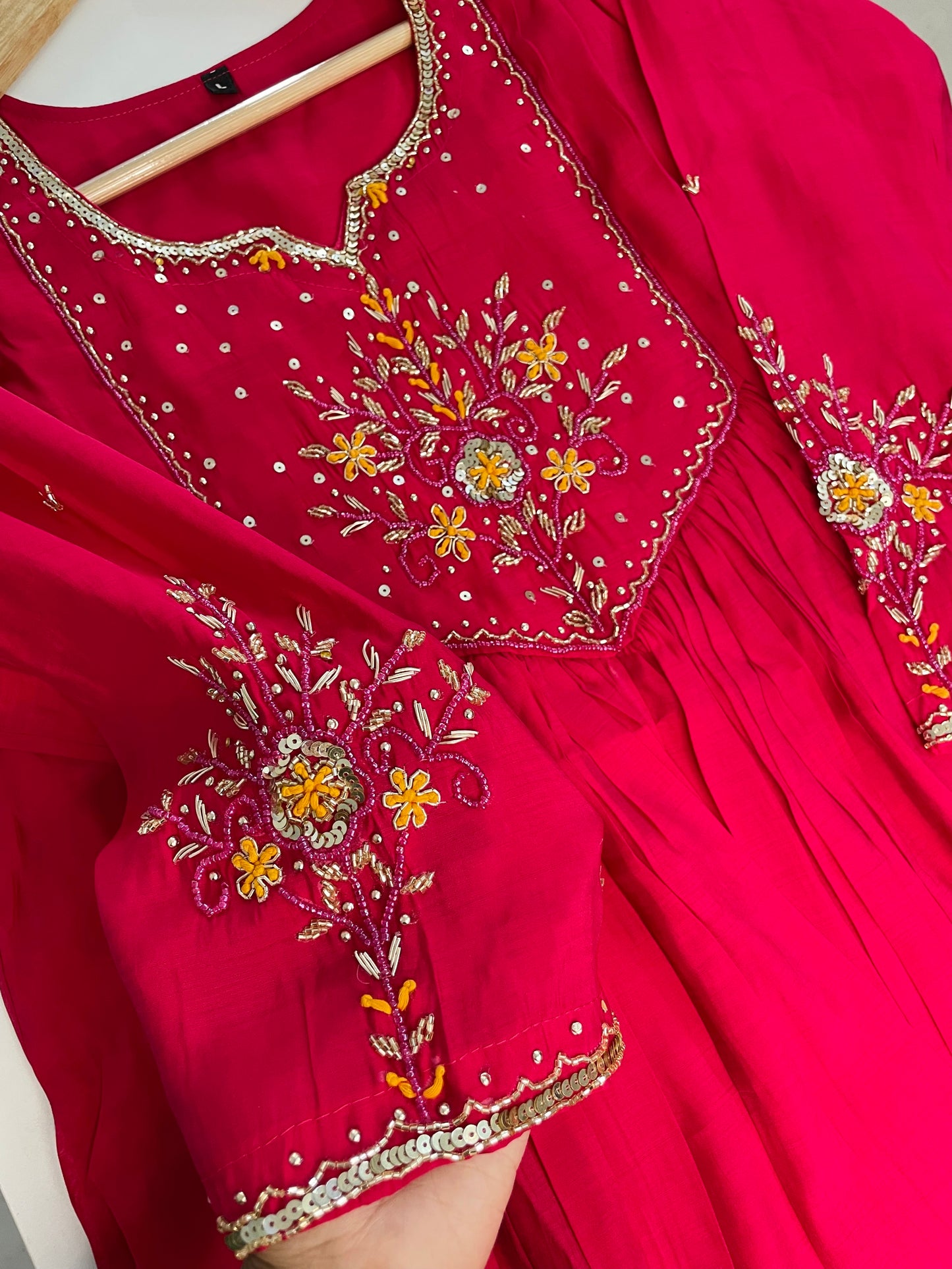 T055-Premium Mul Chanderi Kurti with pant and dupatta