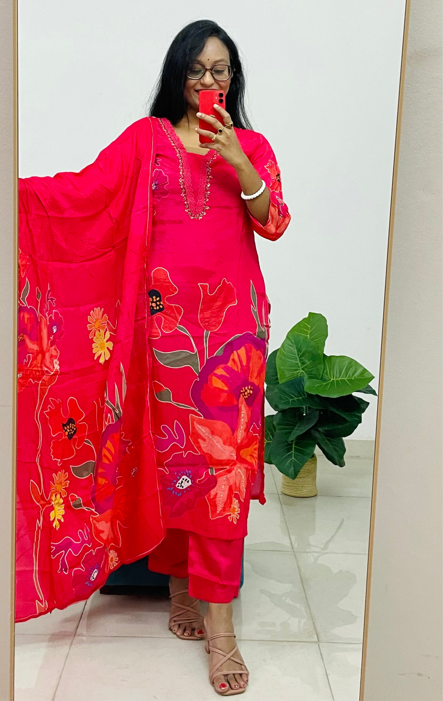 T009- Premium Fuschia pink crepe silk kurta with pant and dupatta