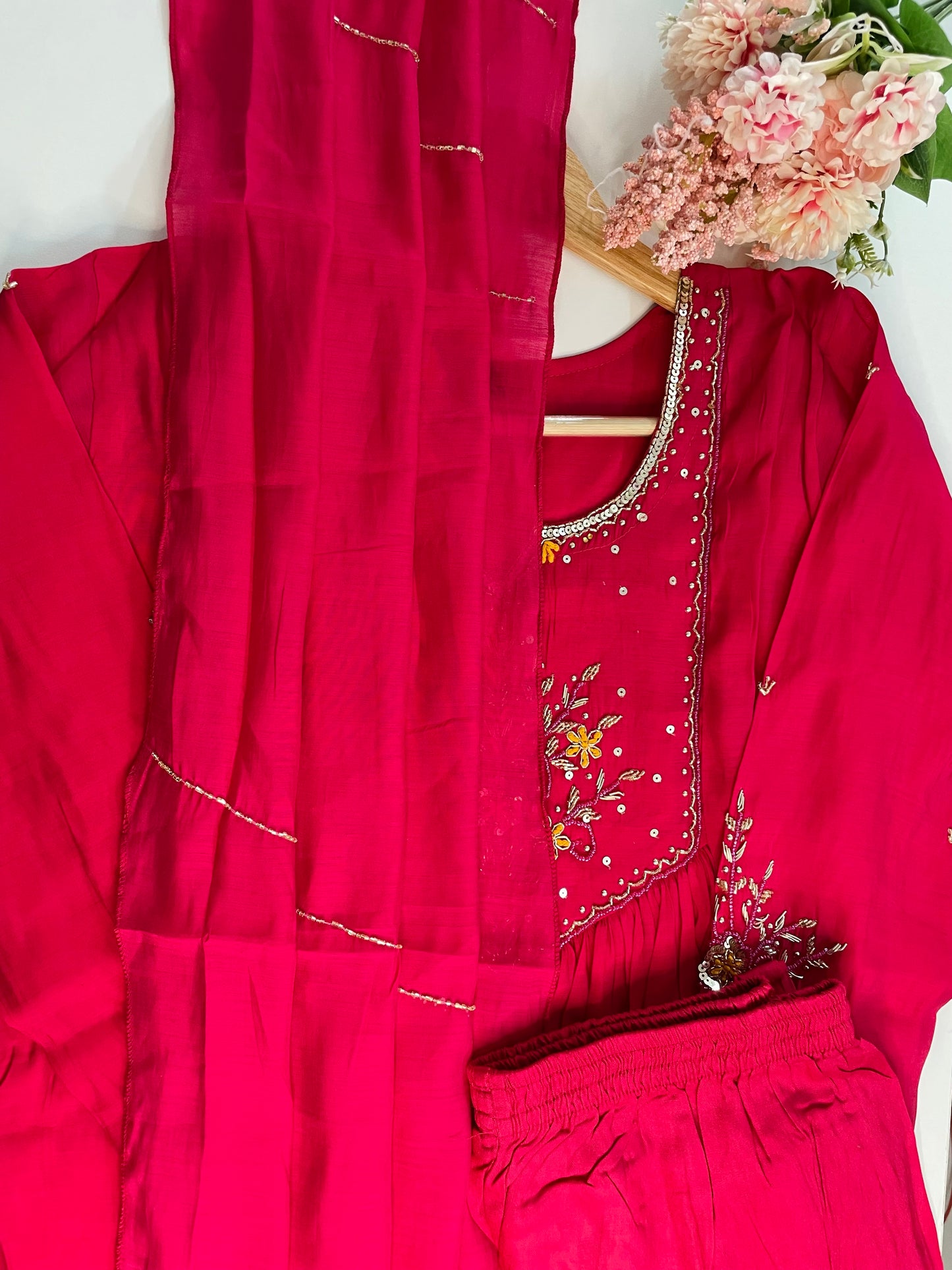 T055-Premium Mul Chanderi Kurti with pant and dupatta