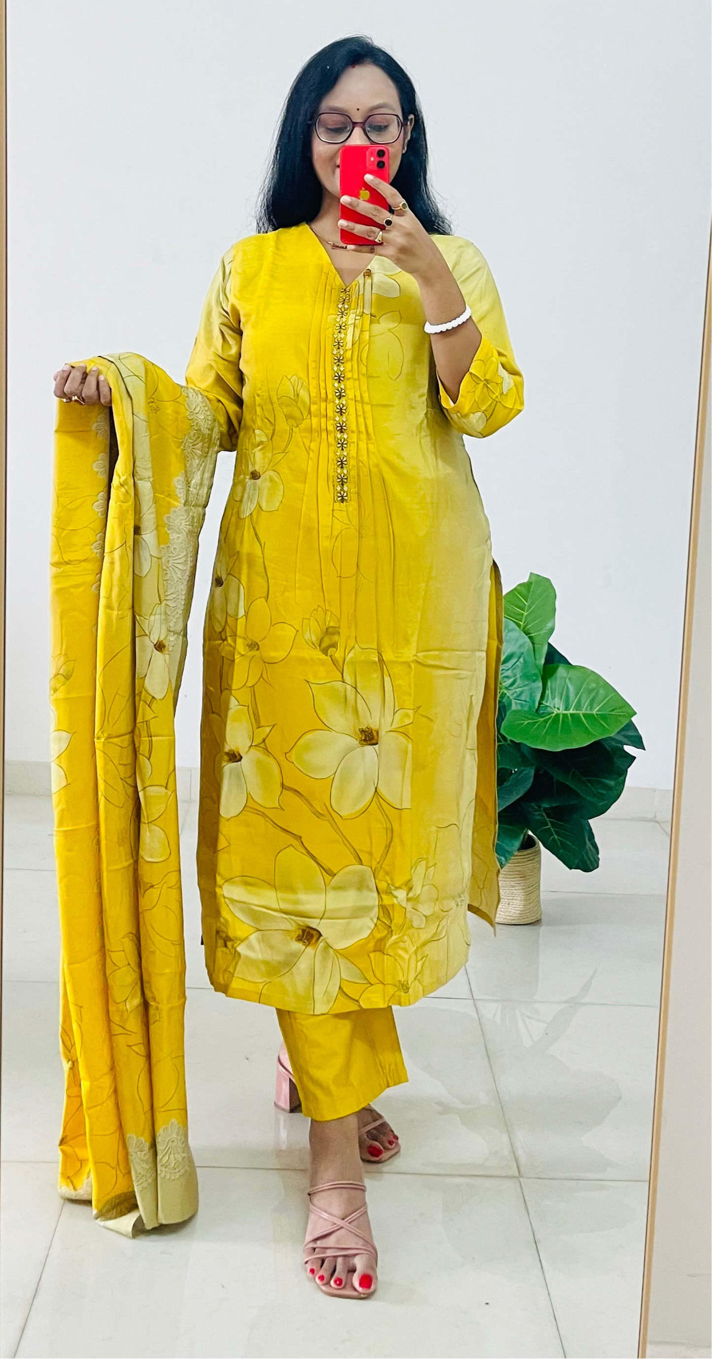 T003- Pure Muslin silk kurti with pant and dupatta