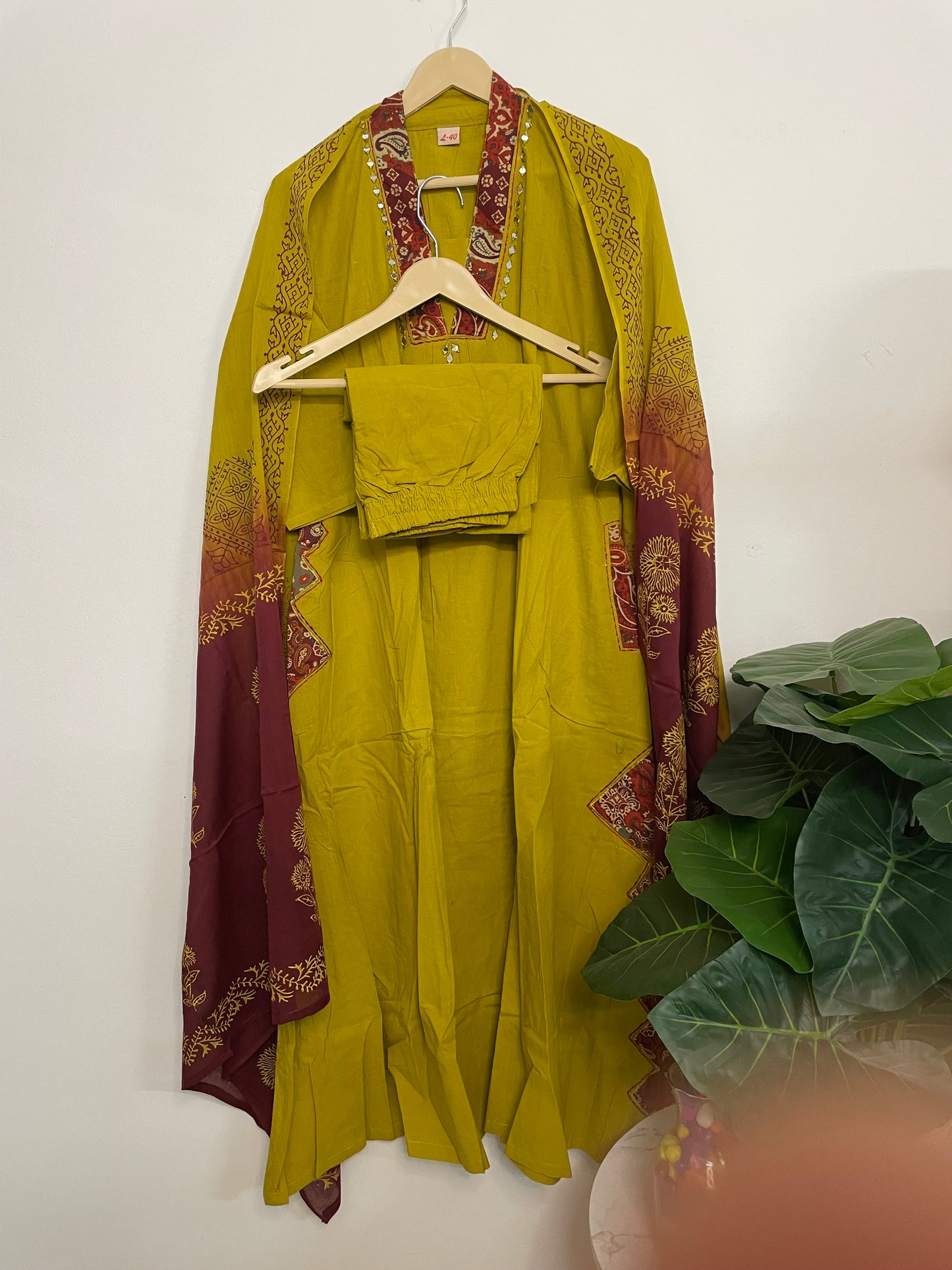 T074-Premium Pure cotton kurti with pant and dupatta