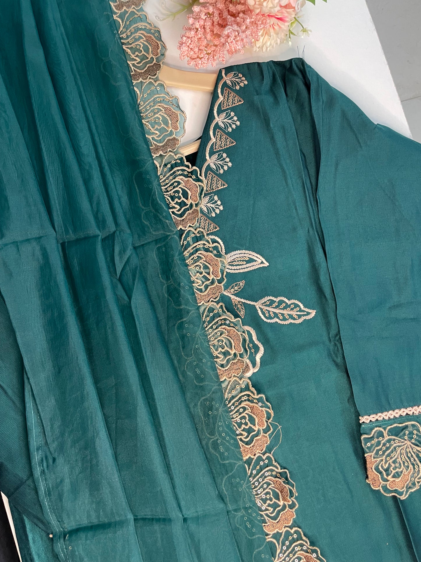 T062-Premium Pure gadwal silk kurti with pant and dupatta