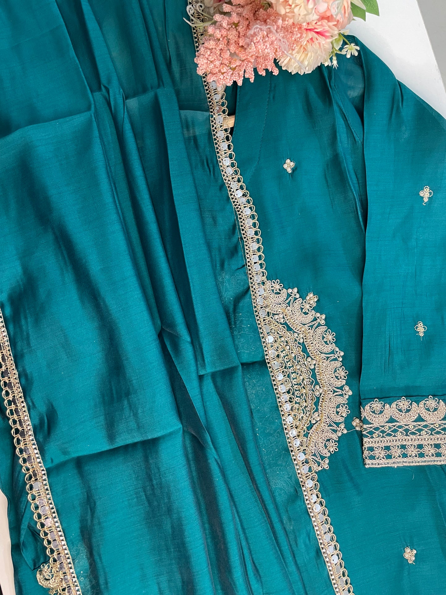 T061-Premium Pure Mul Chanderi kurti with pant and dupatta