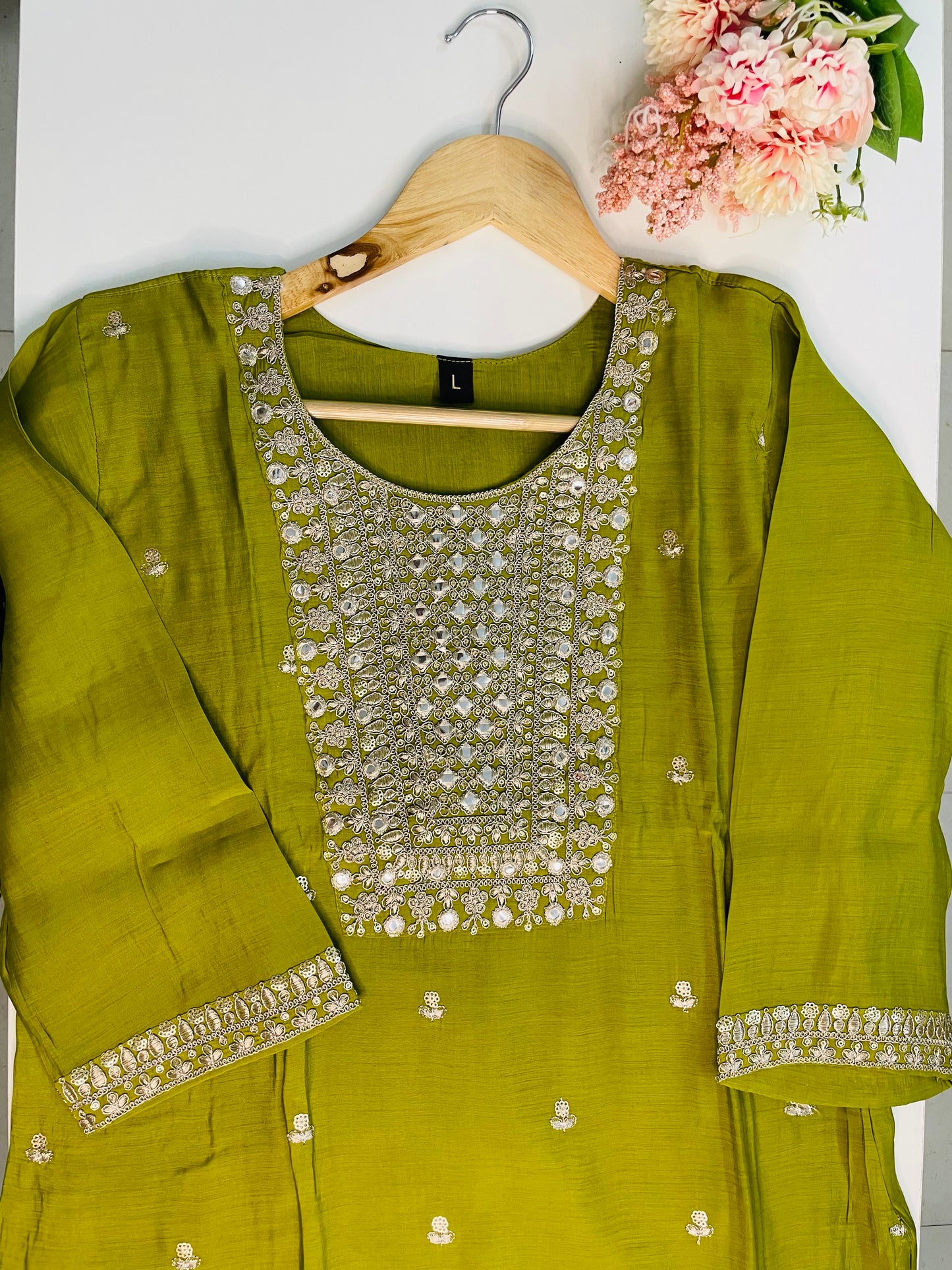 T049-Premium Mul Chanderi Kurti with pant and dupatta