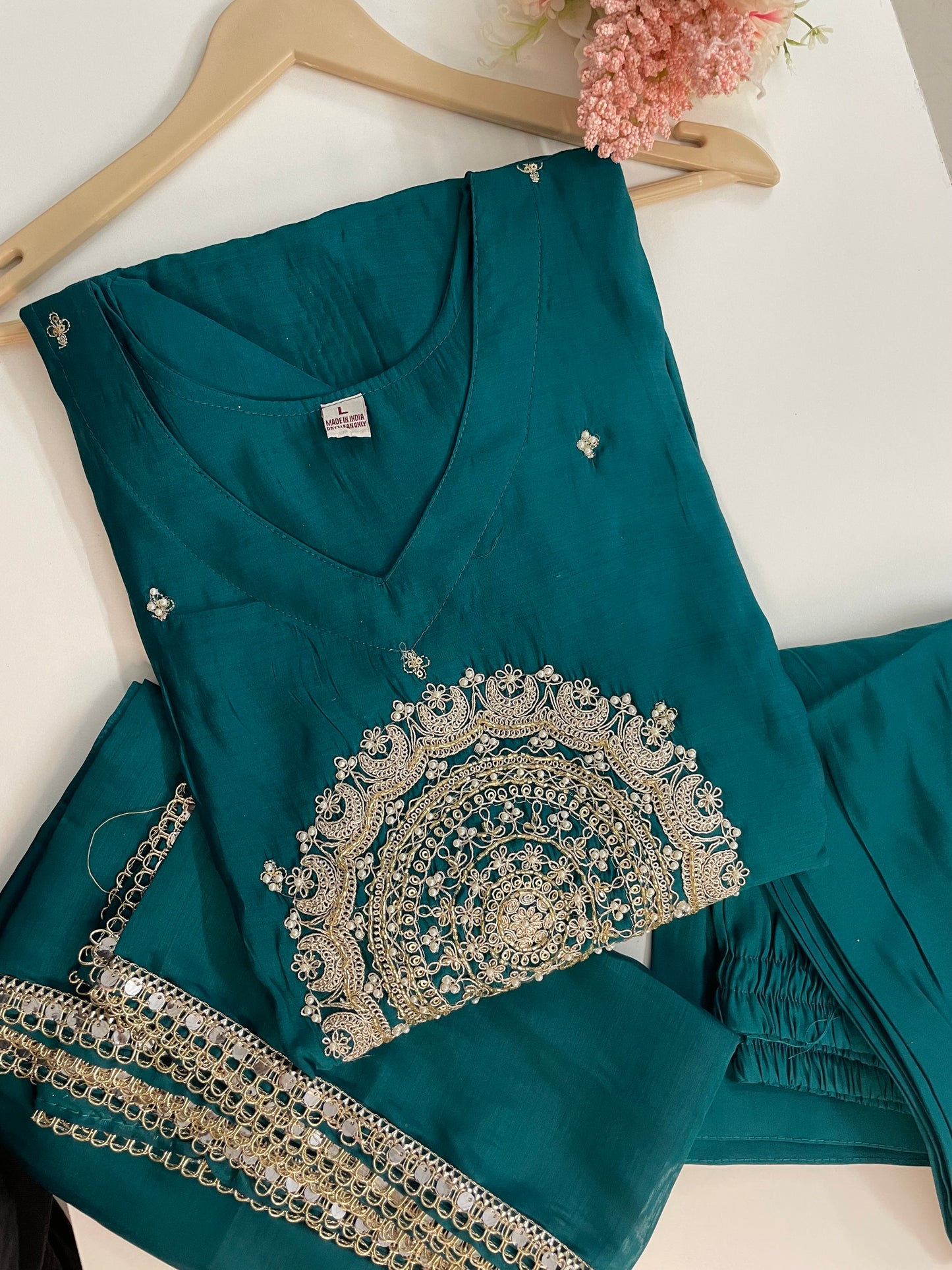 T061-Premium Pure Mul Chanderi kurti with pant and dupatta