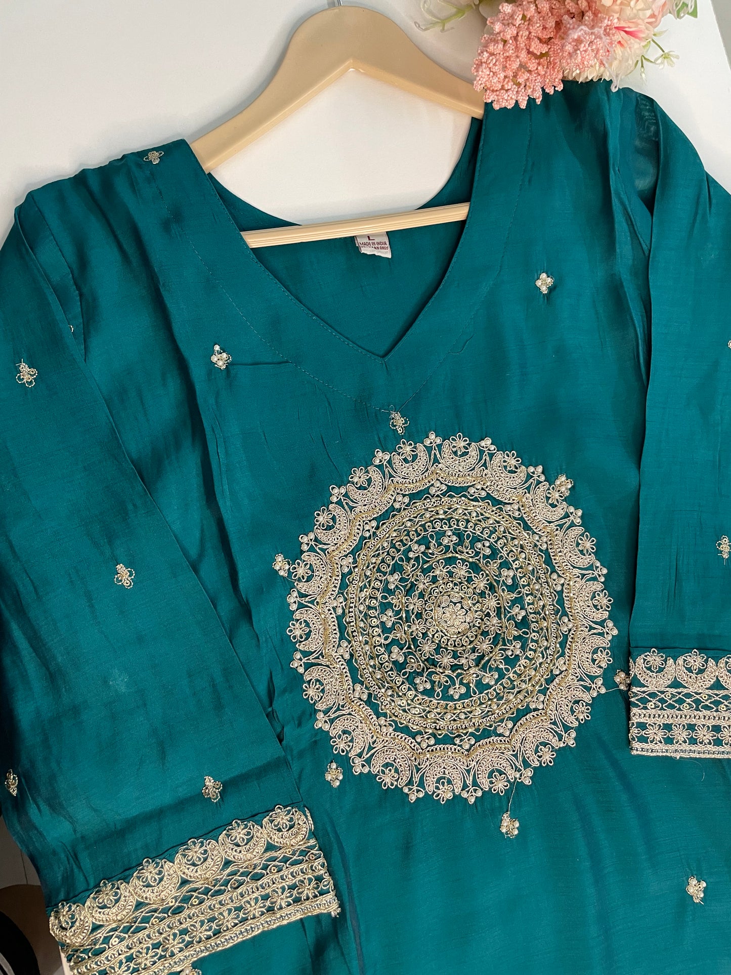 T061-Premium Pure Mul Chanderi kurti with pant and dupatta