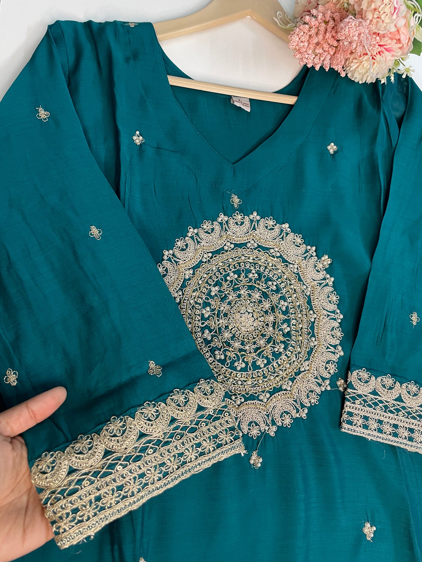 T061-Premium Pure Mul Chanderi kurti with pant and dupatta