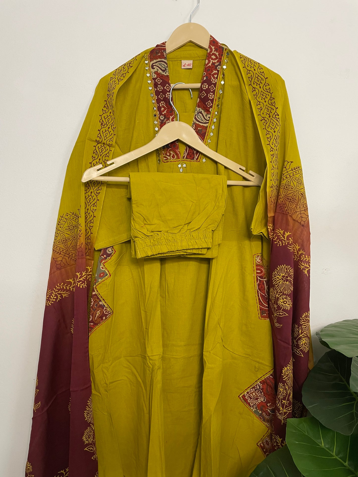 T074-Premium Pure cotton kurti with pant and dupatta