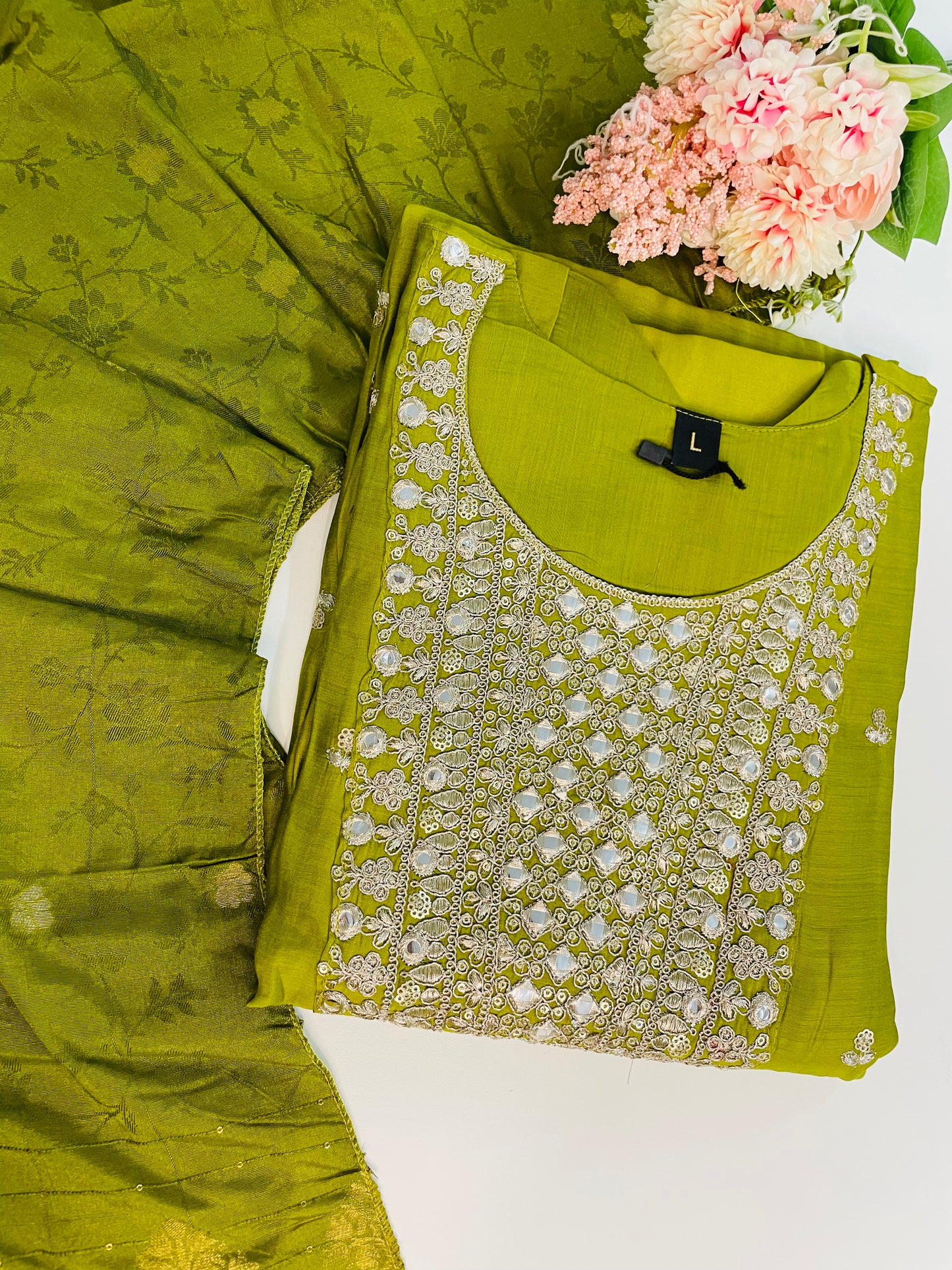 T049-Premium Mul Chanderi Kurti with pant and dupatta