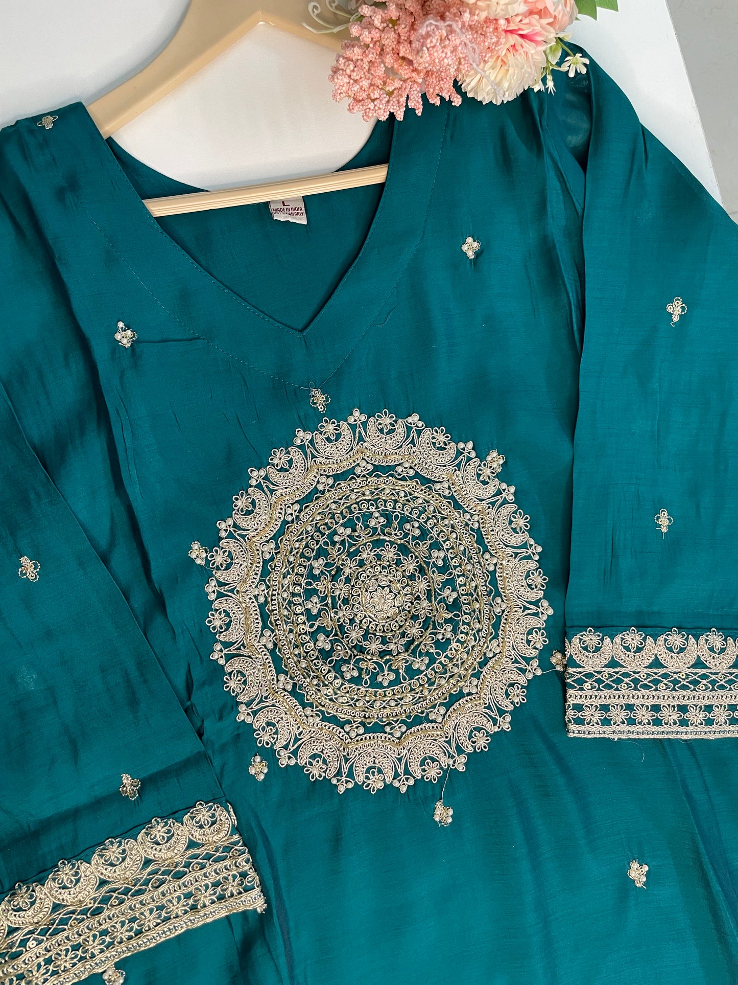 T061-Premium Pure Mul Chanderi kurti with pant and dupatta