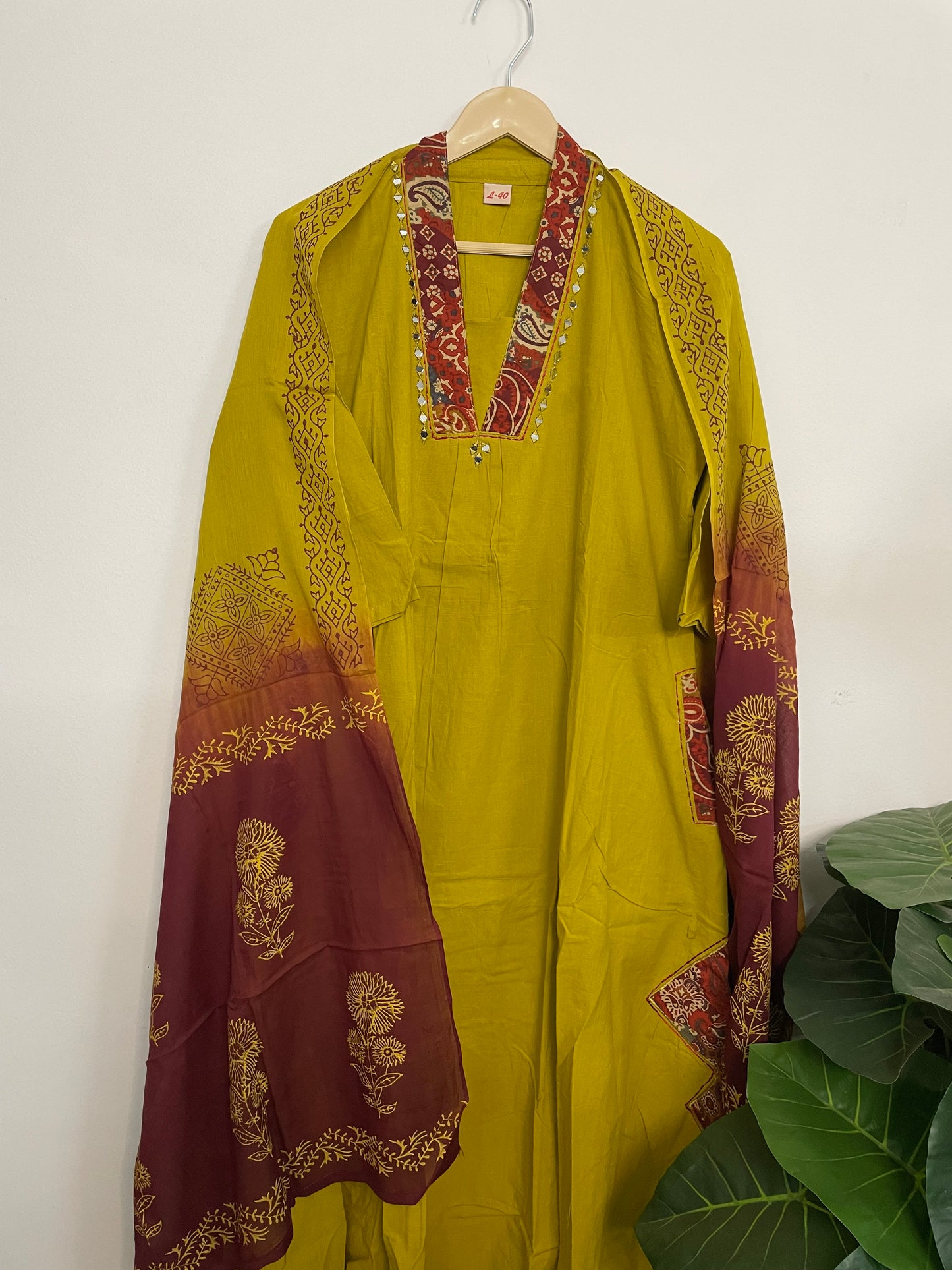T074-Premium Pure cotton kurti with pant and dupatta