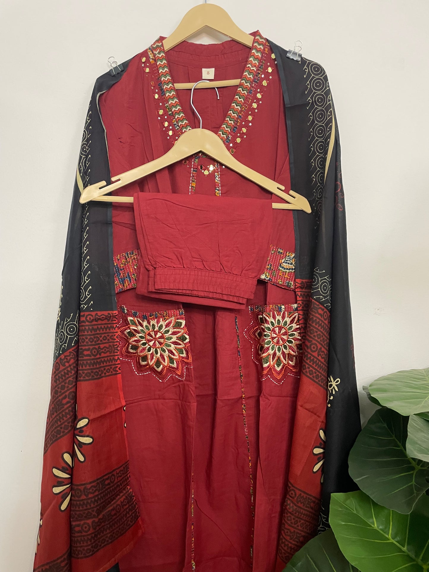 T070-Premium Pure cotton kurti with pant and dupatta