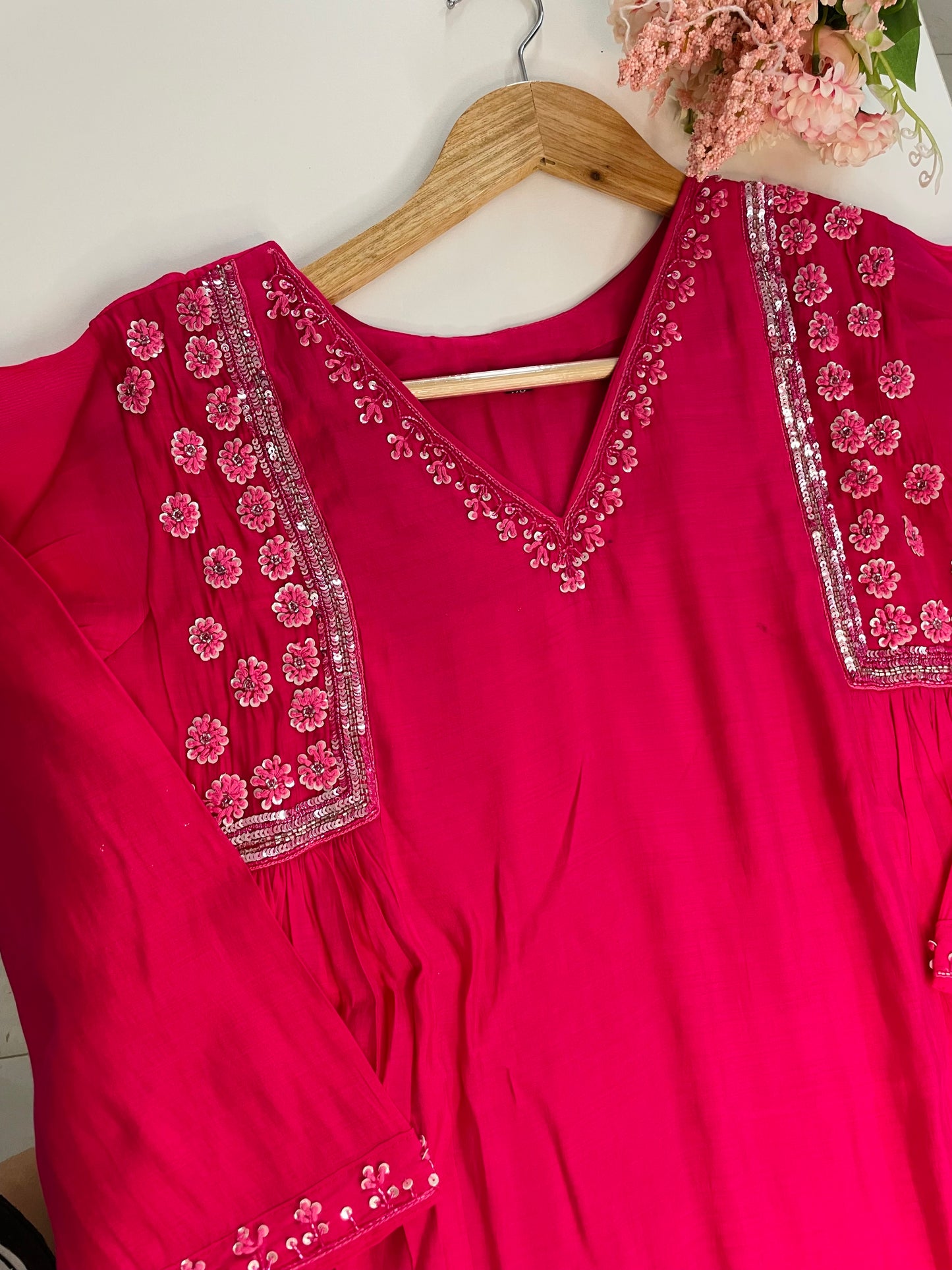 T054-Premium Pure Mul Chanderi kurti with pant and dupatta