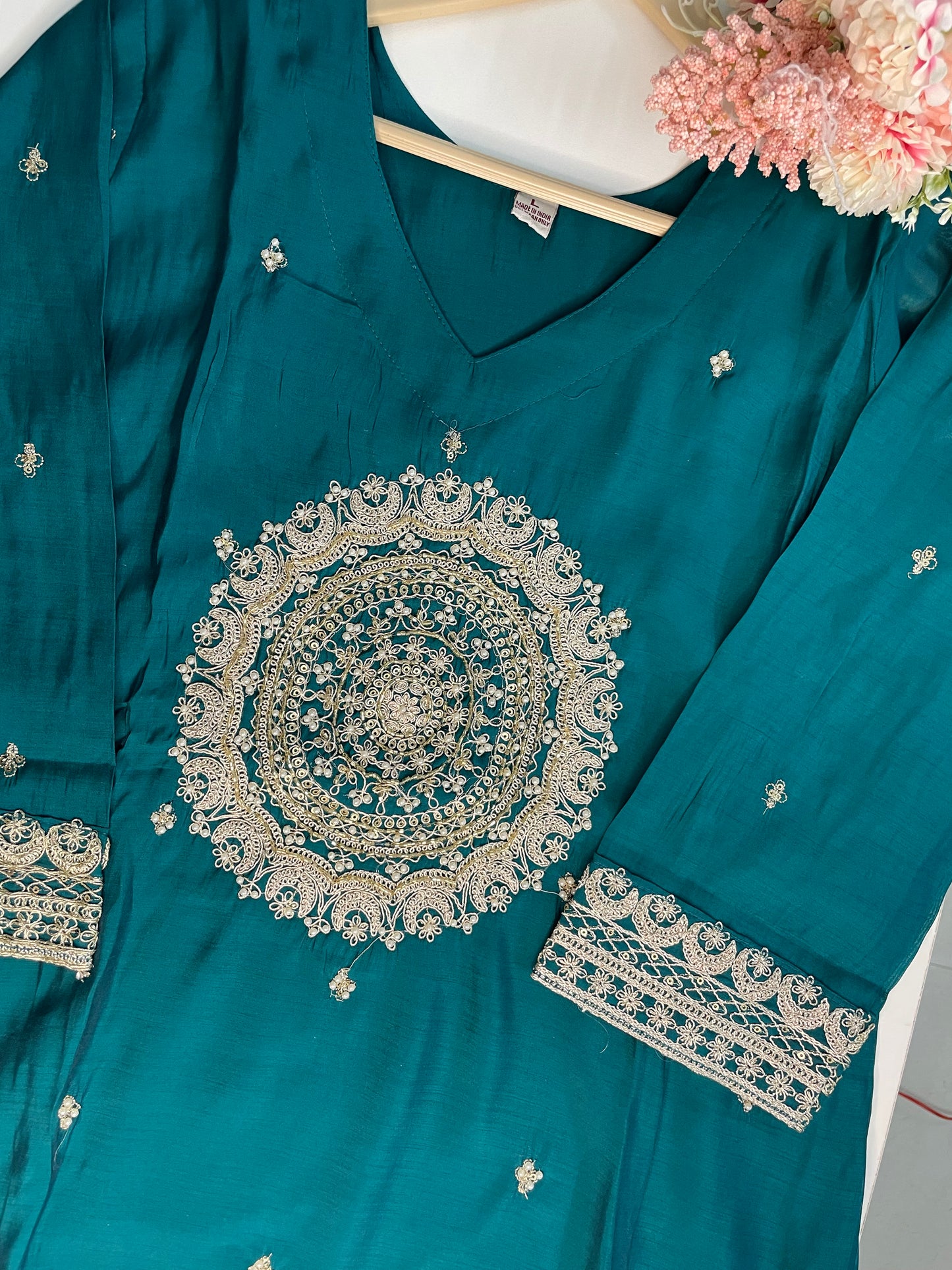 T061-Premium Pure Mul Chanderi kurti with pant and dupatta