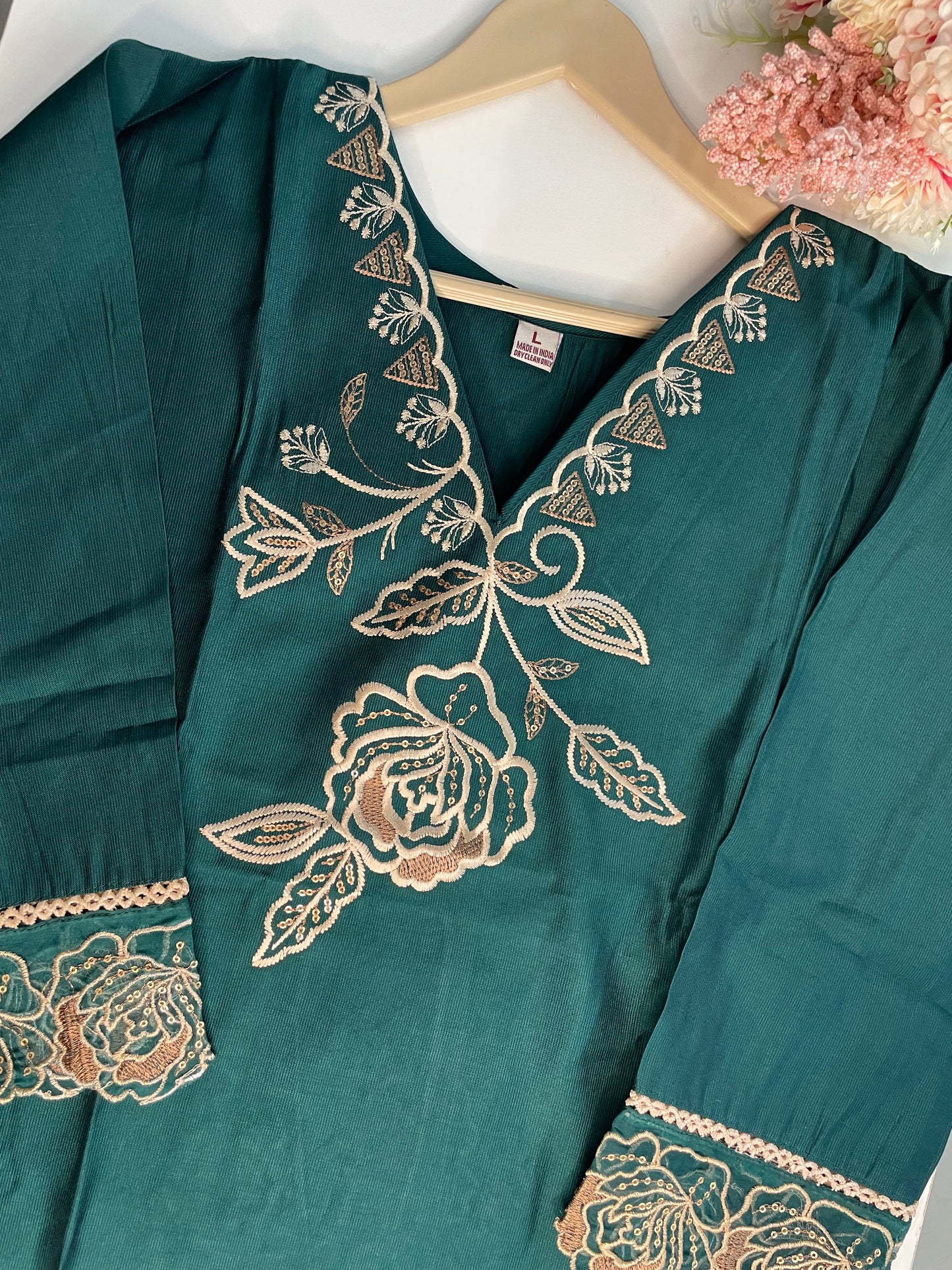 T062-Premium Pure gadwal silk kurti with pant and dupatta