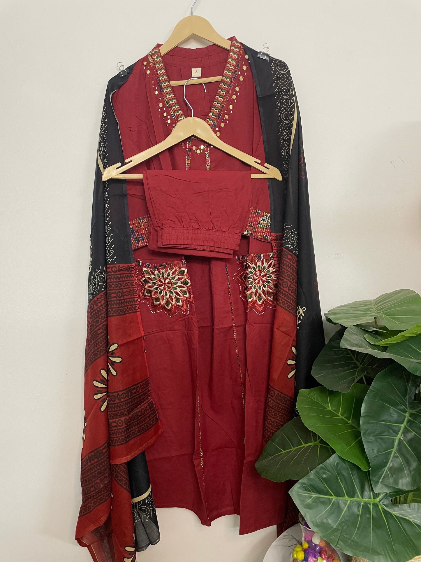 T070-Premium Pure cotton kurti with pant and dupatta