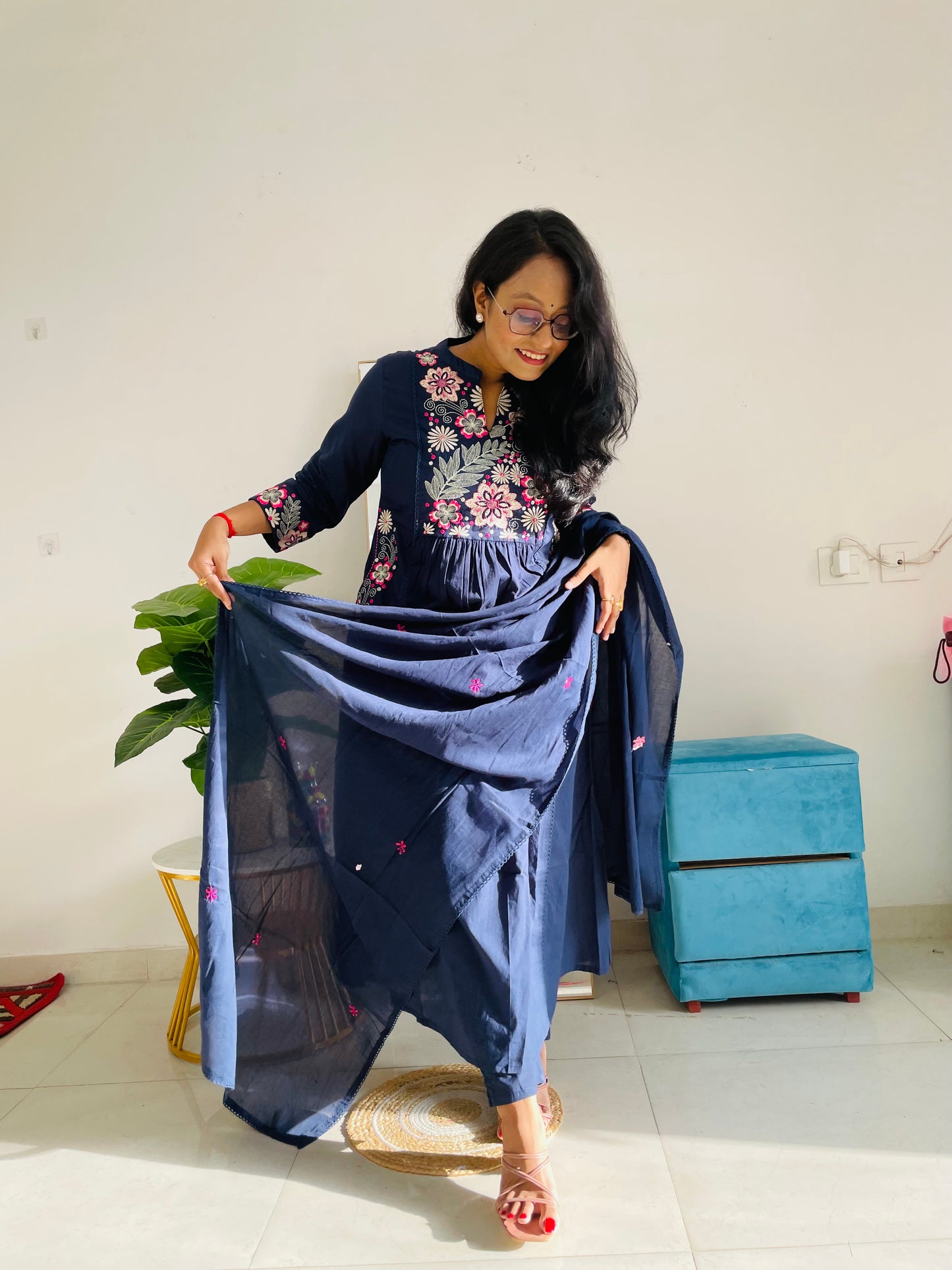 T043- Premium Pure Mul cotton kurti with pant and dupatta